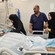 9 người con của 1 bác sĩ thiệt mạng trong cuộc không kích ở Dải Gaza