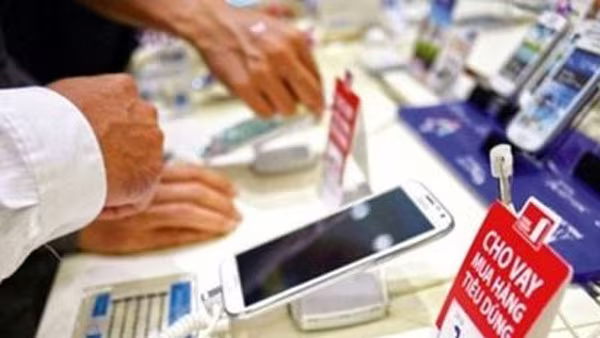 Khi trả góp thành "miếng mồi ngon" của con nợ