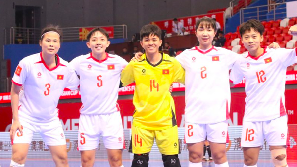 Việt Nam giành vé đầu tiên vào tứ kết Giải futsal nữ vô địch châu Á 2025