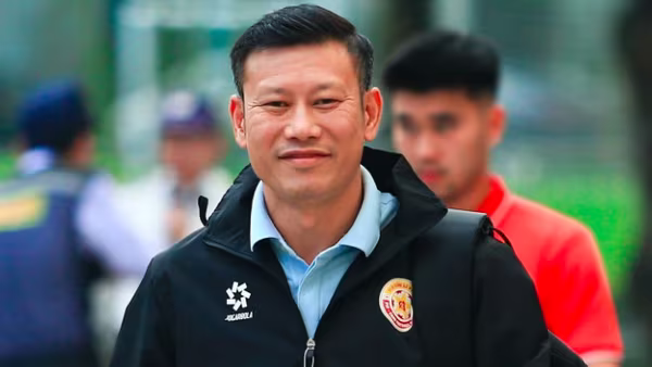 Thêm đội bóng V-League thay 'tướng'