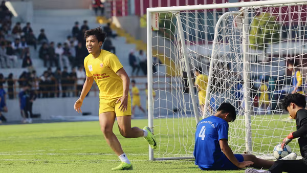 Tấm vé xứng đáng cho THPT Marie Curie MĐ