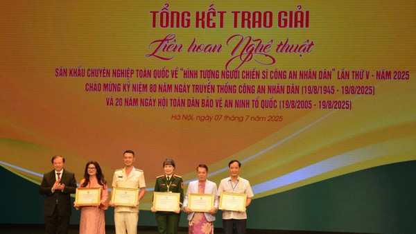 Liên hoan Sân khấu CAND lần thứ 5: 25 mảnh ghép khá hoàn chỉnh về hình tượng người chiến sĩ CAND