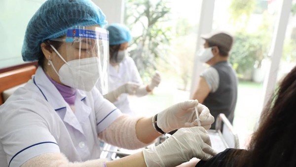 COVID-19 có dấu hiệu “nóng” trở lại, Bộ Y tế chỉ đạo tăng cường phát hiện, điều trị sớm