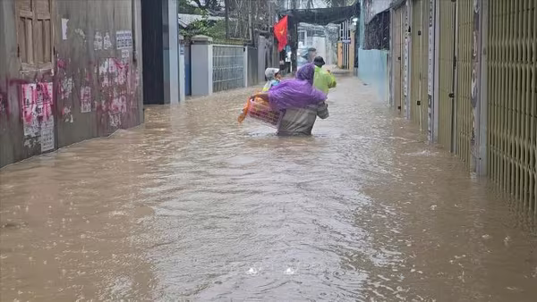 Nhanh chóng khắc phục thiệt hại, khôi phục sản xuất kinh doanh sau mưa lũ ở Nam Trung Bộ