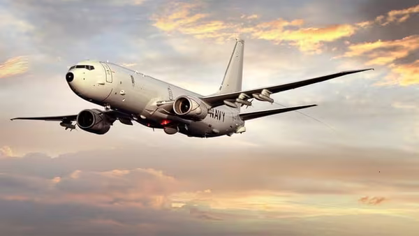 Trinh sát cơ P-8A của Anh bất ngờ 'rẽ lối', bay tuần tra sát biên giới Nga – Belarus
