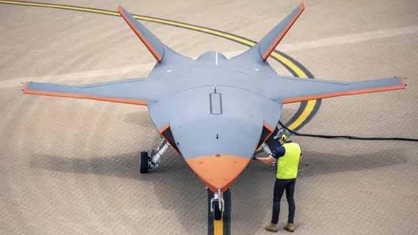 UAV 'Dơi ma' MQ-28 sẵn sàng phóng tên lửa AIM-120