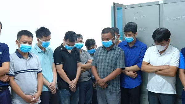 Hai giám đốc công ty bị khởi tố vì lập khống hồ sơ tham gia đấu thầu