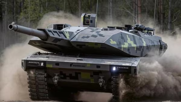 Xe tăng KF51 Panther có hợp đồng đầu tiên với giá trị cực lớn?