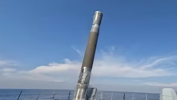 Tình báo Ukraine theo dõi sát sao tên lửa Zircon Nga diệt mục tiêu trên bộ