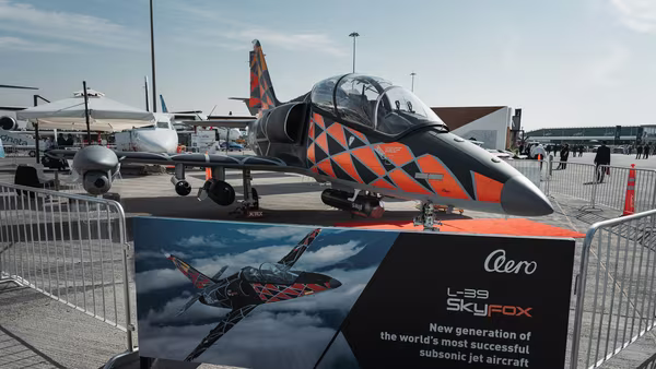 Máy bay huấn luyện L-39NG trở thành 'sát thủ UAV'