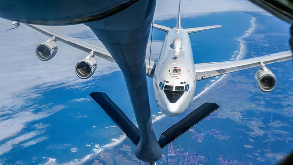 Máy bay ngày tận thế của Mỹ biến mất khỏi radar trên Đại Tây Dương