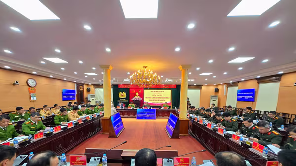 Công an Thủ đô gương mẫu, đi đầu trong chuyển đổi số