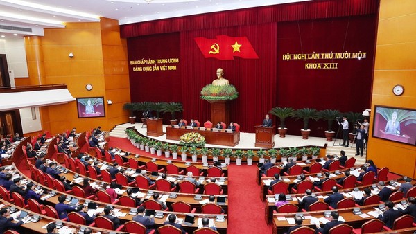 Bộ Chính trị yêu cầu chấn chỉnh tình trạng làm việc cầm chừng khi sắp xếp bộ máy, đơn vị hành chính