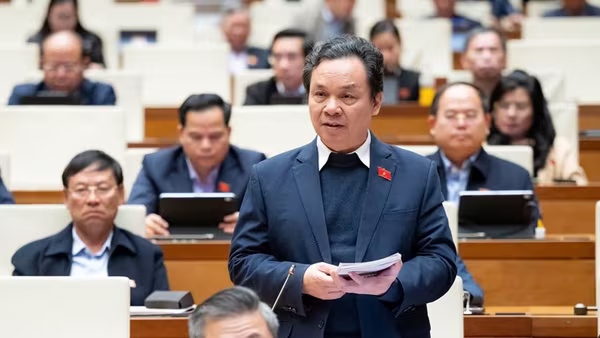 ĐBQH: Một nhà trường tốt thì yếu tố quyết định là phải có được đội ngũ giáo viên tốt