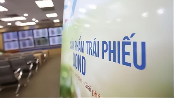 Lãi suất thấp, huy động vốn chậm, ngân hàng đẩy mạnh phát hành trái phiếu