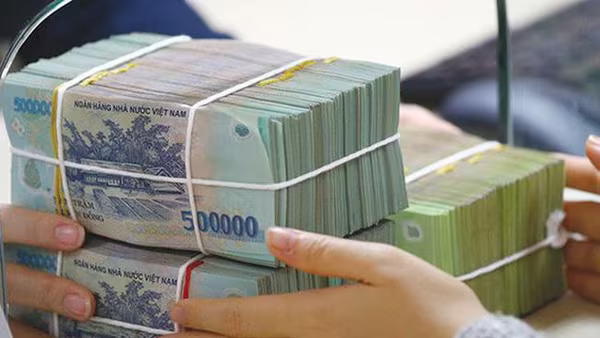 Ngân hàng nhỏ đối mặt áp lực thanh khoản trong các tháng cuối năm