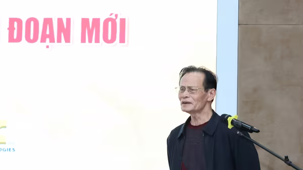 Chuyên gia: Tại sao thu nhập người Việt thấp mà phải mua vàng đắt hơn cả Mỹ, châu Âu?