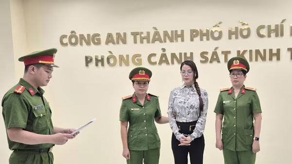 Diễn viên Trương Ngọc Ánh bị bắt 