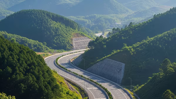 Ủng hộ nghiên cứu dự án cao tốc Bảo Hà- Lai Châu quy mô 4 làn xe