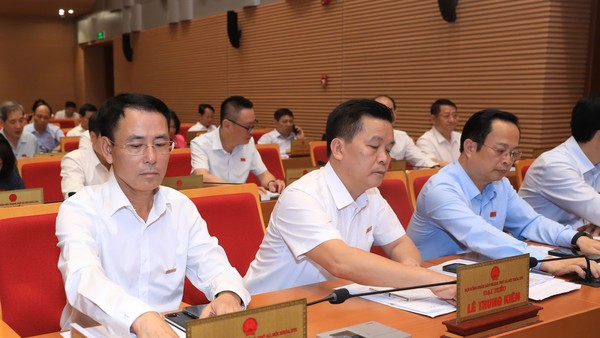 Hơn 700.000 học sinh tiểu học ở Hà Nội được hỗ trợ bữa ăn bán trú năm học 2025-2026
