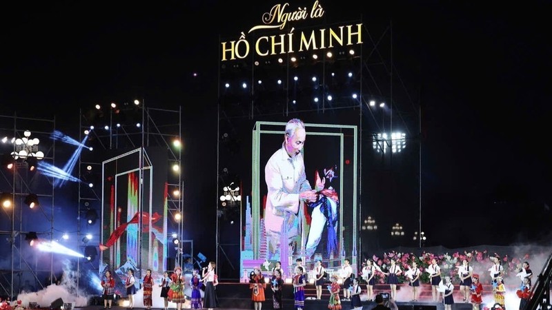 Trực tiếp: Chương trình nghệ thuật đặc biệt 'Người là Hồ Chí Minh'