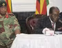 Tổng thống Robert Mugabe đồng ý từ chức: Lối thoát cho cuộc khủng hoảng tại Zimbabwe?