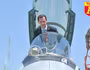 Tổng thống Syria Bashar Al-Assad ngồi "Kẻ tấn công sát sườn" Su-35, lướt qua "Kẻ hủy diệt" BMPT-72 của Nga