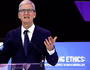 Ông chủ Apple chỉ trích Facebook và Google xâm phạm dữ liệu người dùng