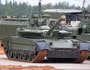 [ẢNH] Vì sao Nga tin dùng xe tăng T-80 tại địa bàn trọng yếu hơn T-90?