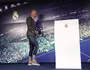 [ẢNH] Zidane ăn mặc cực chất trong ngày "tái hôn" với Real Madrid