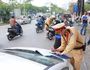 Hà Nội: CSGT tăng cường kiểm tra, xử lý vi phạm về bảo hiểm bắt buộc trách nhiệm dân sự đối với chủ xe
