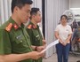 Hà Nội: Tạm giữ hình sự đối tượng bán hàng online trốn thuế có doanh thu hơn 800 tỷ đồng