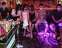 Hà Nội: Bắt quả tang nhóm nam nữ 'bay lắc' trong quán karaoke