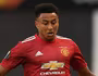 M.U có hành động lạ với "người thừa" Jesse Lingard