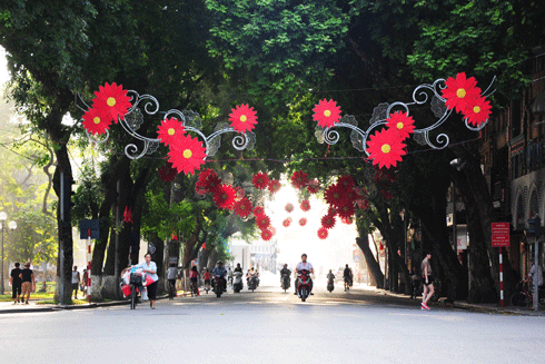 Trang trí đường phố Hà Nội: Cần hiện đại, tinh tế | Báo điện tử An ...
