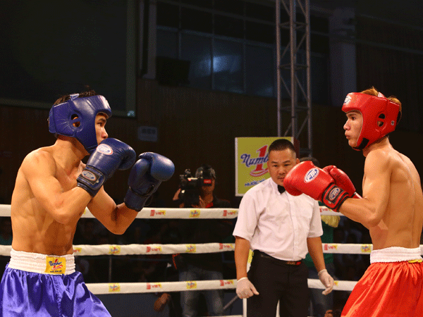 Khán giả Hà Nội sưởi ấm bằng những trận chung kết boxing rực lửa