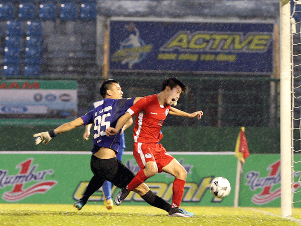 BTV – Cup Number 1: Đội bóng của "Messi Campuchia" lấn át chủ nhà Bình Dương