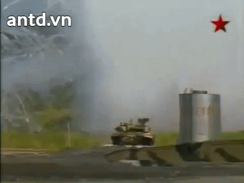 [ẢNH] Bất ngờ với số xe tăng T-90 bị bắn cháy tại Syria