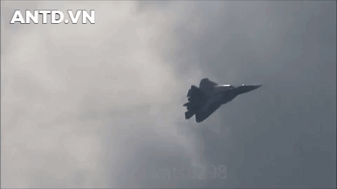 Chiến đấu cơ tàng hình Su-57 xuất hiện trên bầu trời Ukraine?