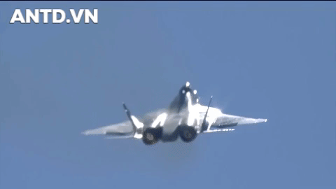 Chiến đấu cơ tàng hình Su-57 xuất hiện trên bầu trời Ukraine?