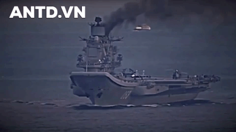 Tàu sân bay Đô đốc Kuznetsov của Nga lần thứ ba trễ hẹn