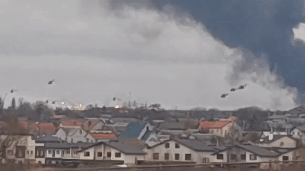 Toàn cảnh trận chiến ác liệt và bi tráng của lính dù Nga đánh chiếm sân bay Antonov Ukraine