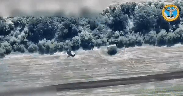 Radar phản pháo tối tân Zoopark-1M Nga bị pháo Ukraine phá hủy