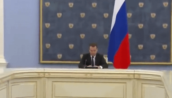 Ông Medvedev cảnh báo Israel không cấp vũ khí cho Ukraine