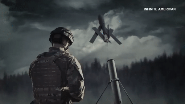 Mỹ viện trợ 1.100 UAV tự sát 'bóng ma phượng hoàng' cho Ukraine