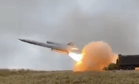 UAV khổng lồ Liên Xô tập kích sân bay, tâm điểm cáo buộc từ Nga dành cho Ukraine