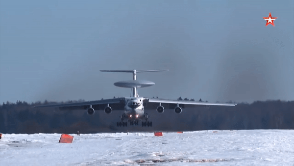 'Radar bay' A-50U của Nga bị tấn công tại Belarus?