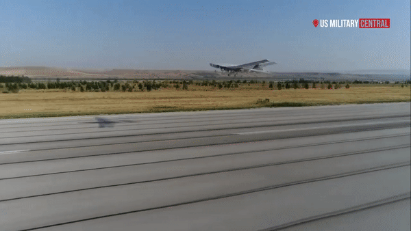 UAV khét tiếng Bayraktar TB2 Thổ Nhĩ Kỳ thất thế trước tác chiến điện tử Nga