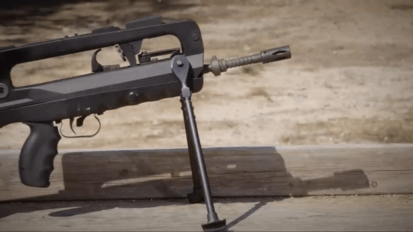 FAMAS - khẩu súng bullpup có tốc độ bắn cao nhất thế giới