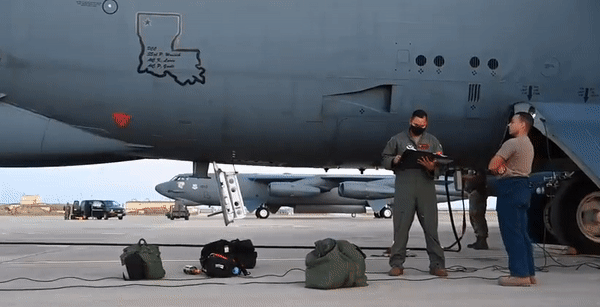 'Pháo đài bay' B-52 Mỹ lần đầu tiên tới Indonesia để tập trận